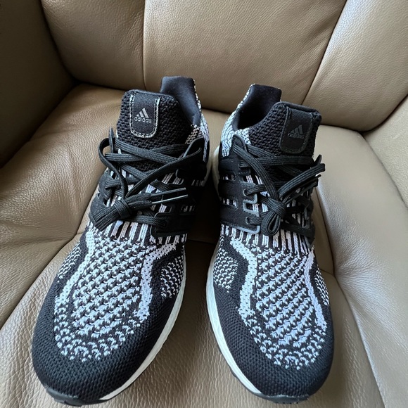 Adidas Ultraboost 5.0 DNA Core Black/Core Black/Cloud White - Picture 7 of 8